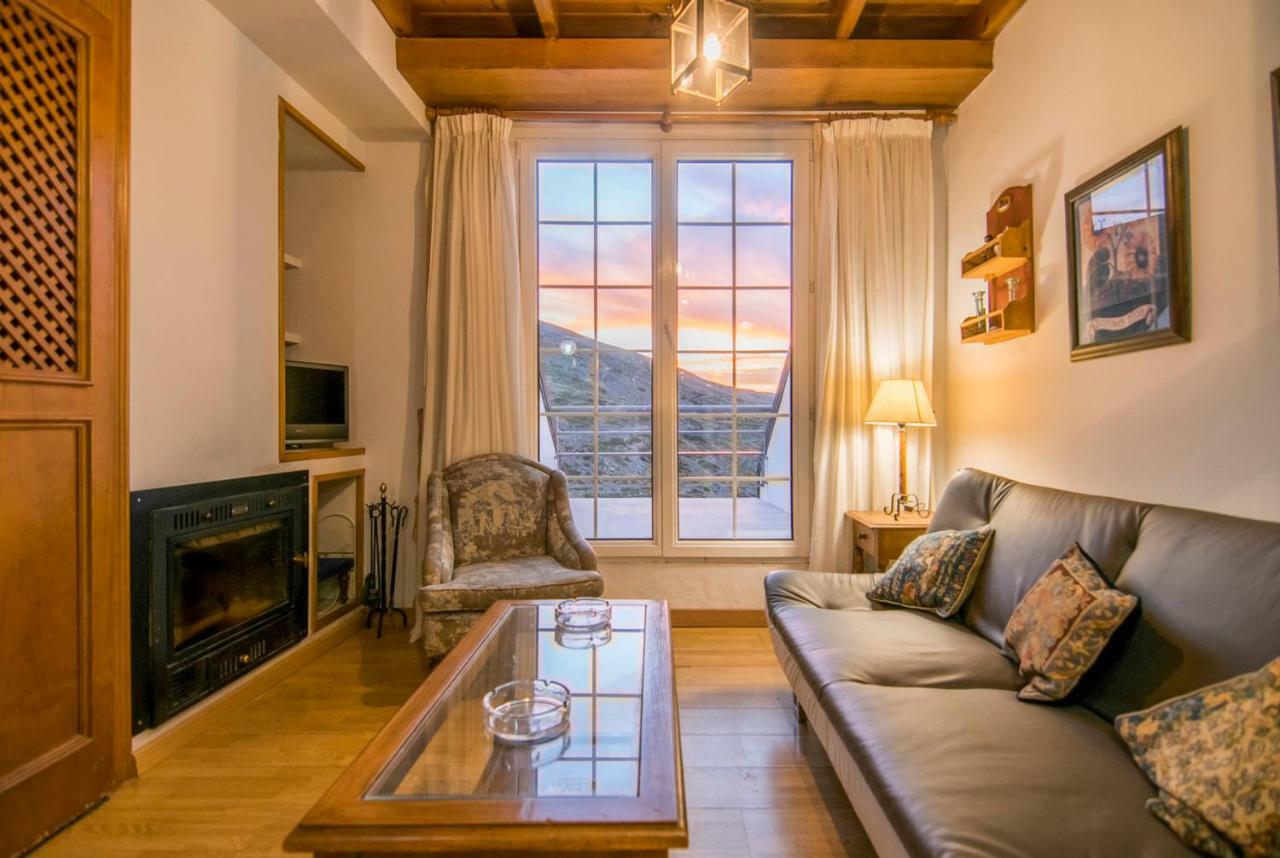 Exclusivo Duplex En La Plaza Lejlighed Sierra Nevada Eksteriør billede